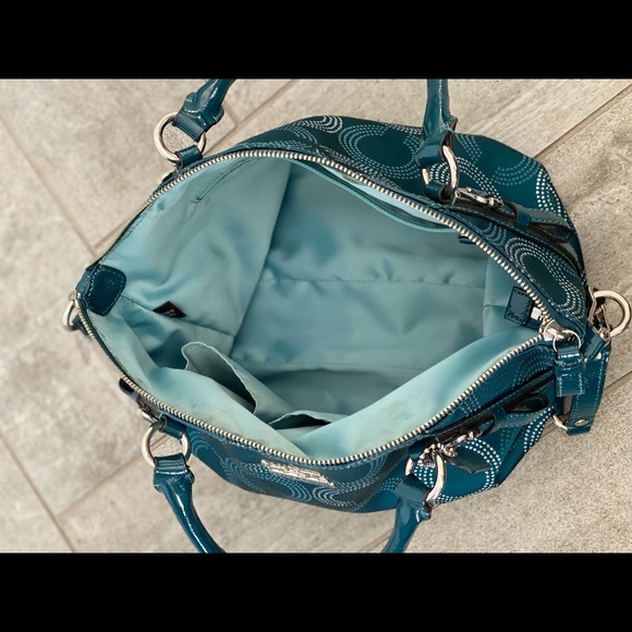 Teal Coach purse - Picture 4 of 4